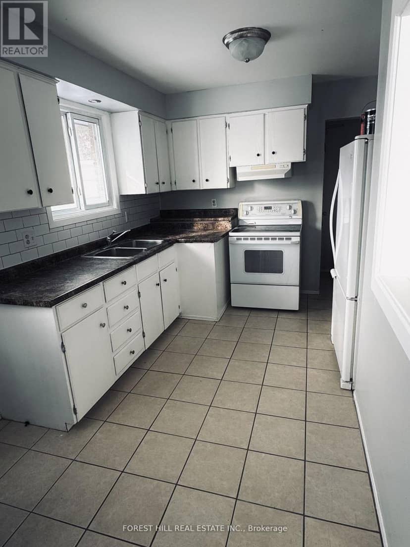 30 Bernick Drive — photo 3 of 17