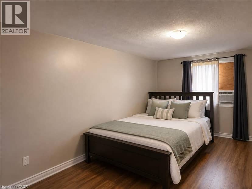 633 BARBER Avenue N Unit# 7, Listowel, photo 3
