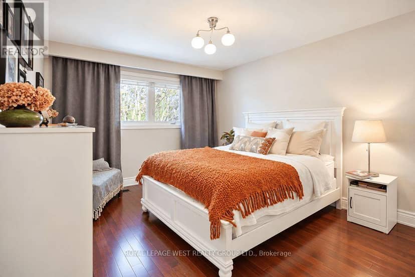 292 La Rose Avenue — photo 20 of 40