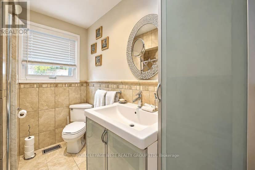 292 La Rose Avenue — photo 37 of 40