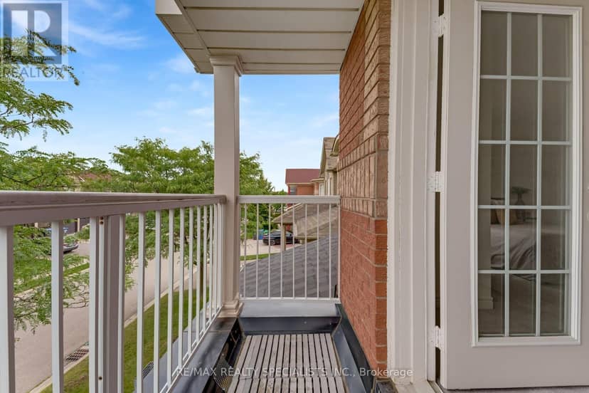 59 Masters Green Crescent — photo 22 of 40