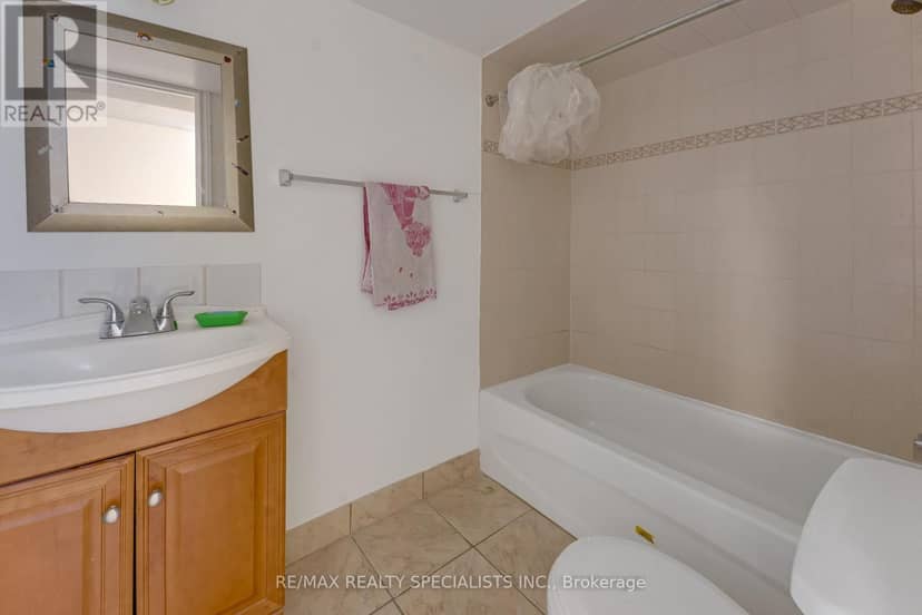 59 Masters Green Crescent — photo 36 of 40