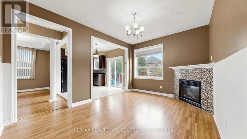 169 Cooke Crescent — photo 11 of 33
