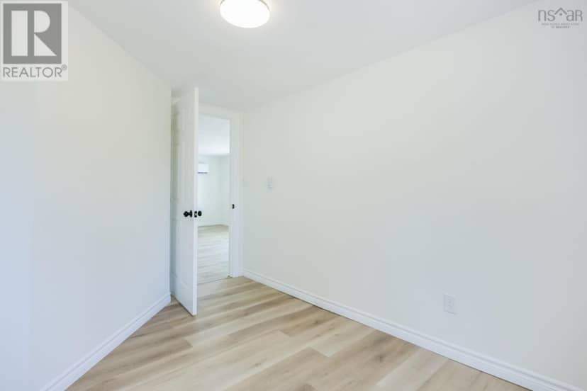638 Port Lorne Road — photo 17 of 40