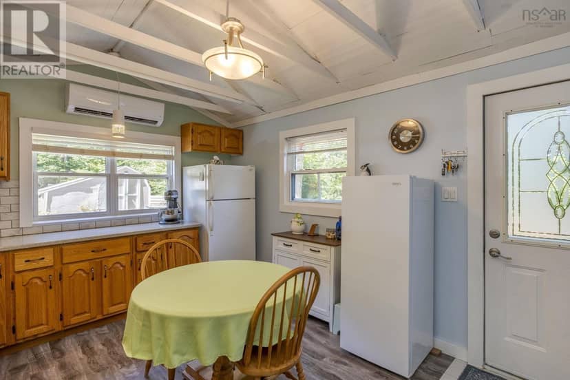 375 Eagle Rock Drive — photo 8 of 40