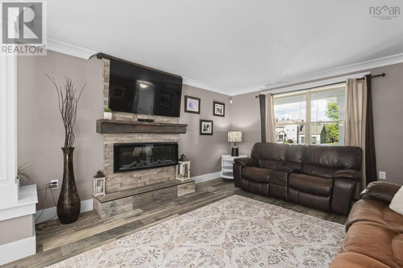 260 Royal Oaks Way — photo 11 of 40
