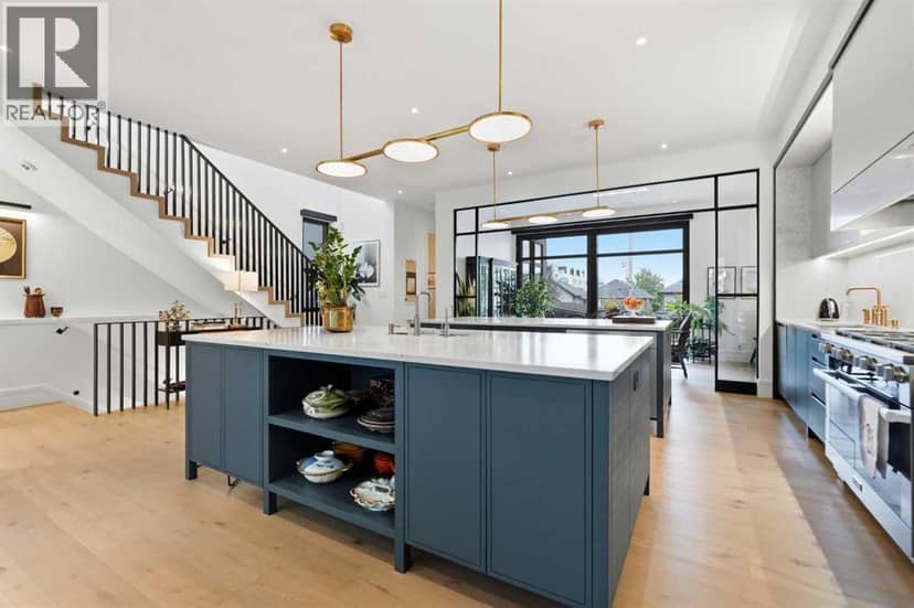 2407 31 Avenue SW, Calgary, photo 8