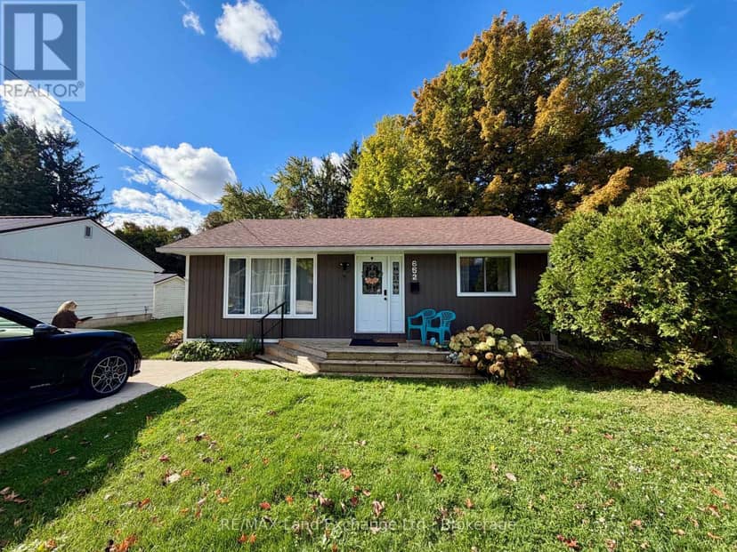 652 Louis Street — photo 16 of 16