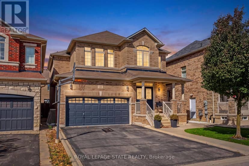23 McKnight Avenue — photo 1 of 40