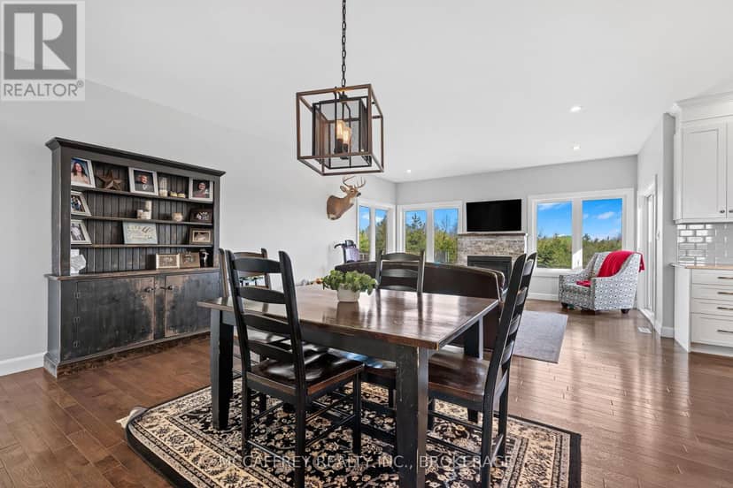 573 Glennelm Road — photo 9 of 40