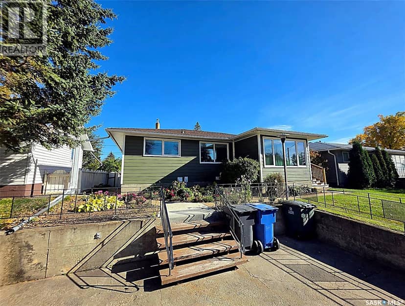 1662 91st STREET, North Battleford, photo 2