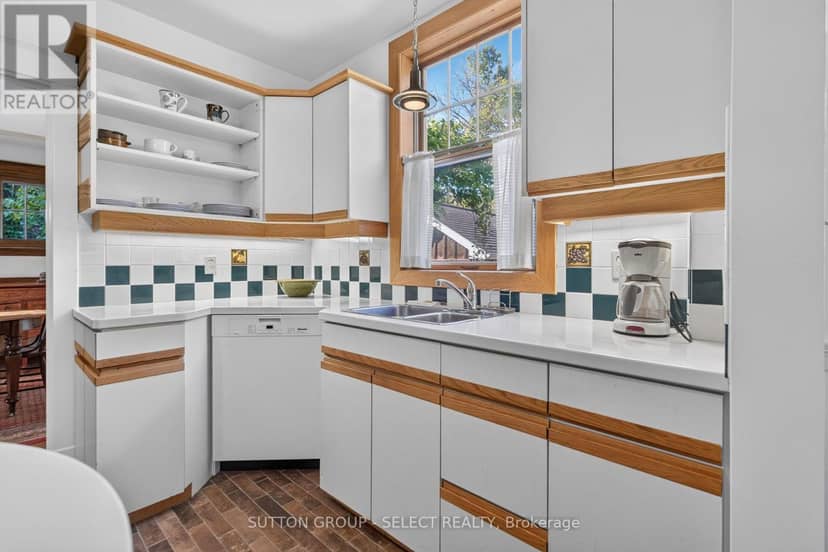427 Wortley Road — photo 14 of 40