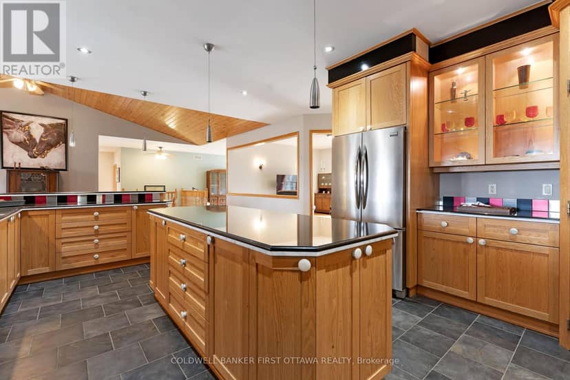 399 Grady Road E — photo 9 of 40