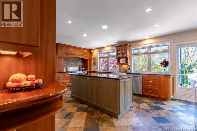 215 Kimble Drive — photo 3 of 40