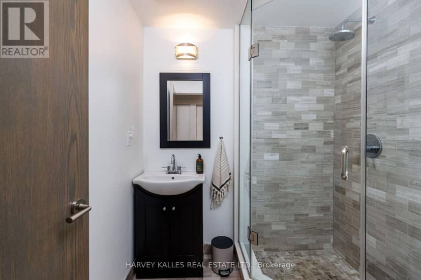 128 Montgomery Avenue — photo 37 of 40
