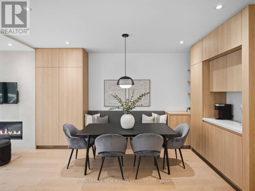 374 Spadina Road — photo 13 of 40