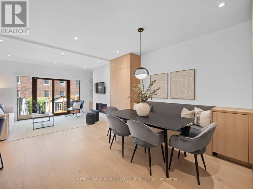 374 Spadina Road — photo 14 of 40