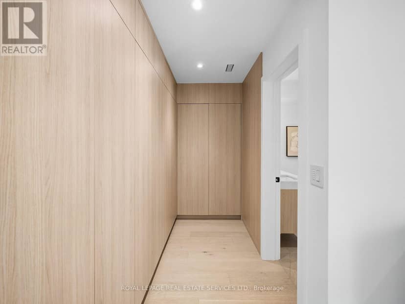 374 Spadina Road — photo 26 of 40