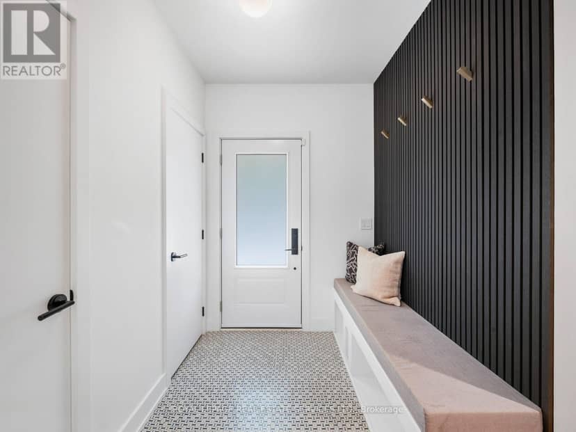 374 Spadina Road, Toronto, photo 3