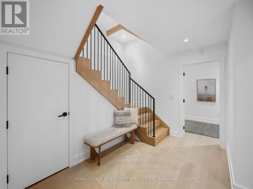 374 Spadina Road — photo 37 of 40
