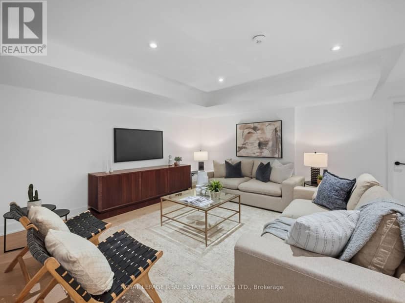 374 Spadina Road — photo 38 of 40