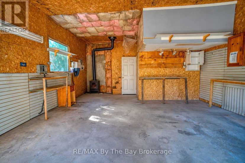 18 Elm Drive — photo 7 of 13