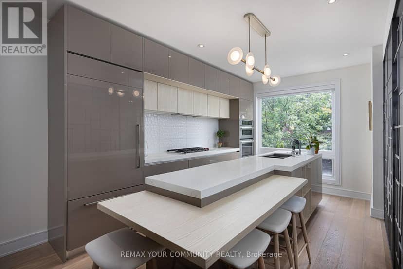 164 Aldwych Avenue — photo 18 of 40