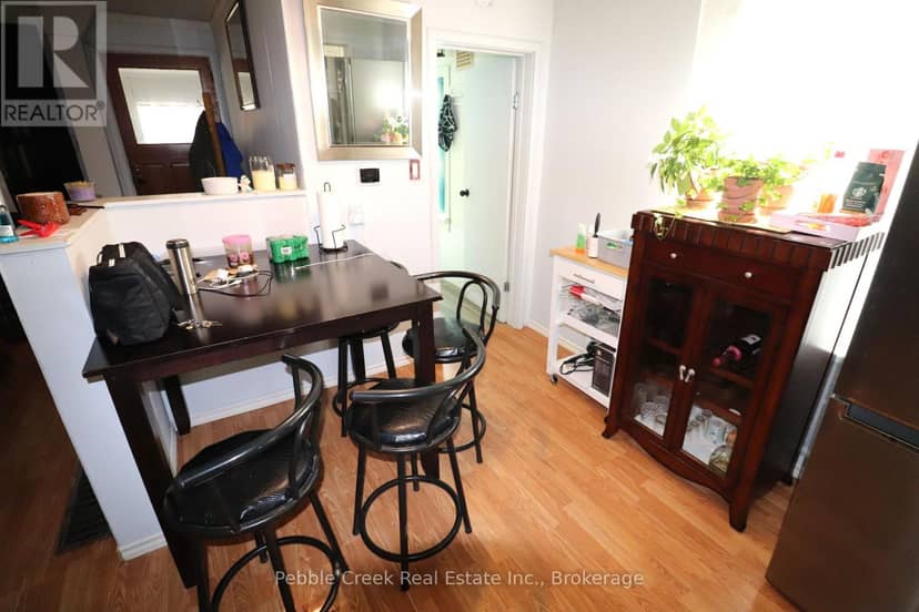 208 Hincks Street, Goderich, photo 6