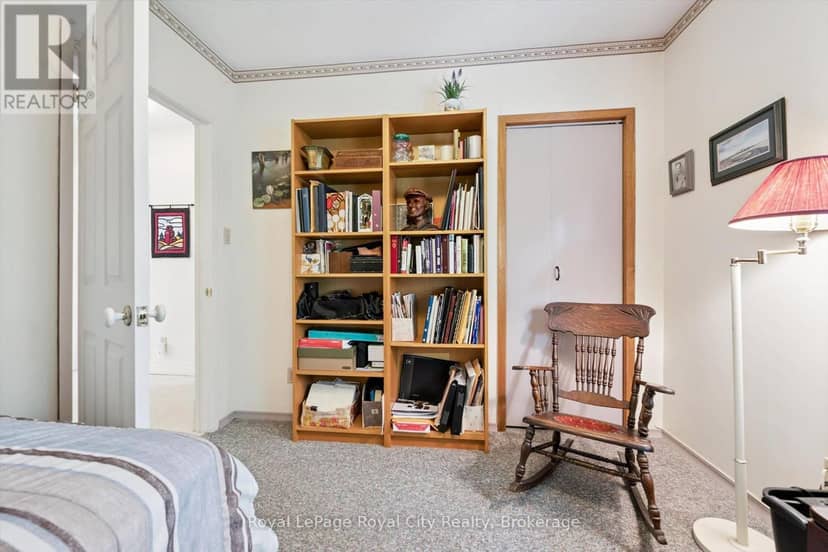 16 Water Street W — photo 22 of 40