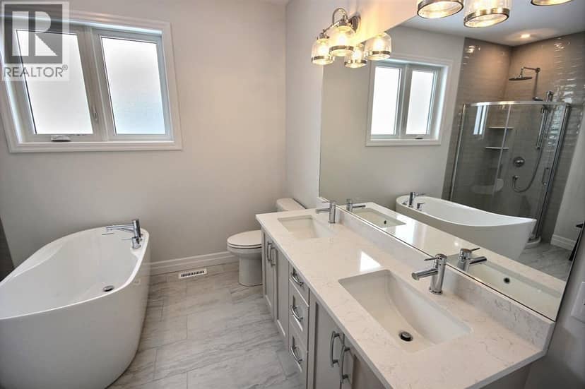 3524 Kawartha Drive — photo 6 of 11