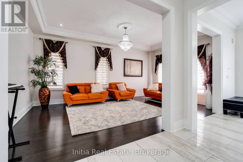 12 Erintown Crescent S, Brampton, photo 4
