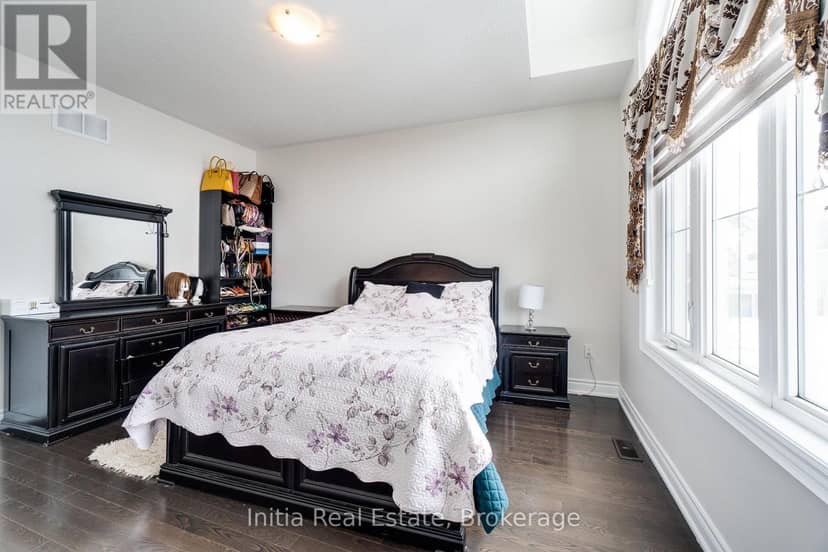12 Erintown Crescent S — photo 29 of 40