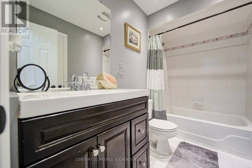 42 - 7115 Rexwood Road — photo 25 of 40