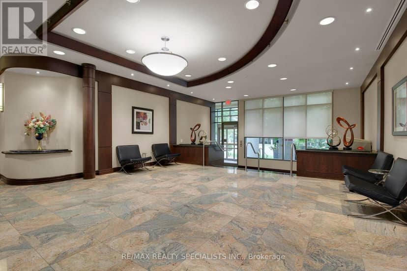 2303 - 335 Rathburn Road W, Mississauga, photo 3