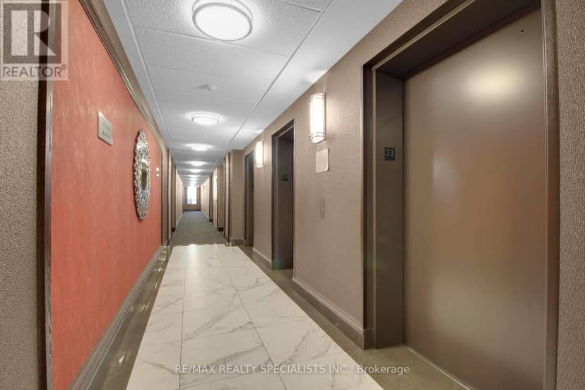 2303 - 335 Rathburn Road W, Mississauga, photo 4