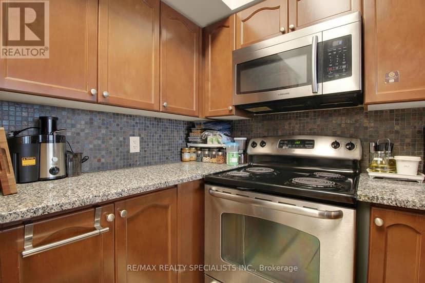2303 - 335 Rathburn Road W — photo 9 of 26