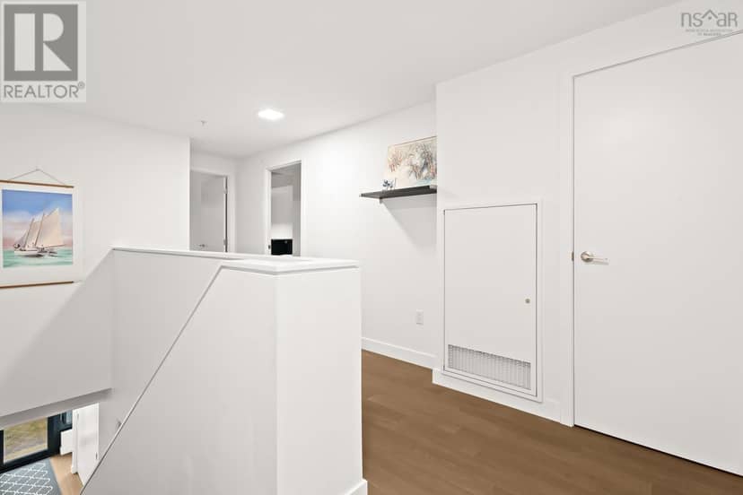 TH04 1048 Wellington Street — photo 25 of 40