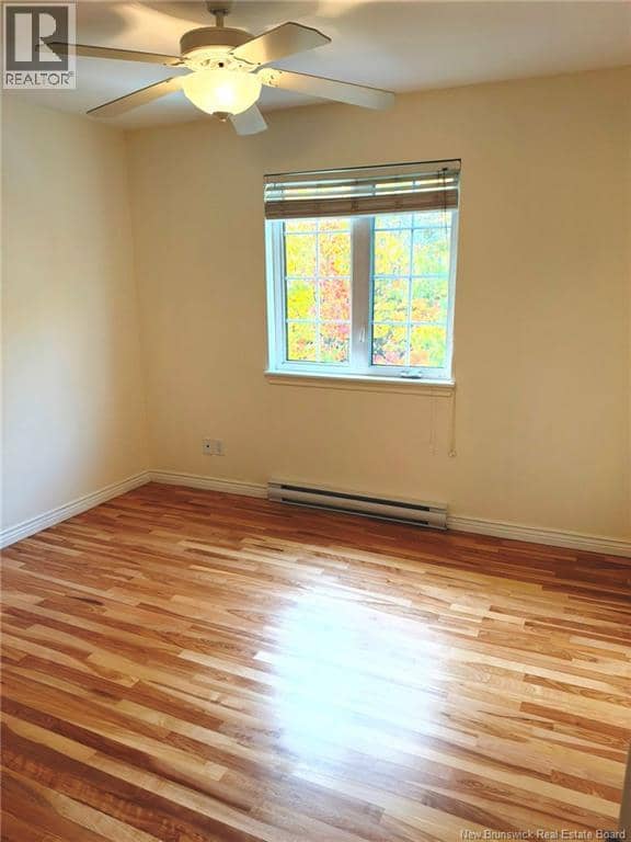 302 Lonsdale Drive — photo 11 of 38
