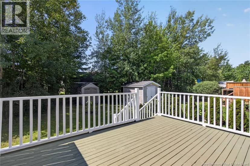 302 Lonsdale Drive — photo 35 of 38