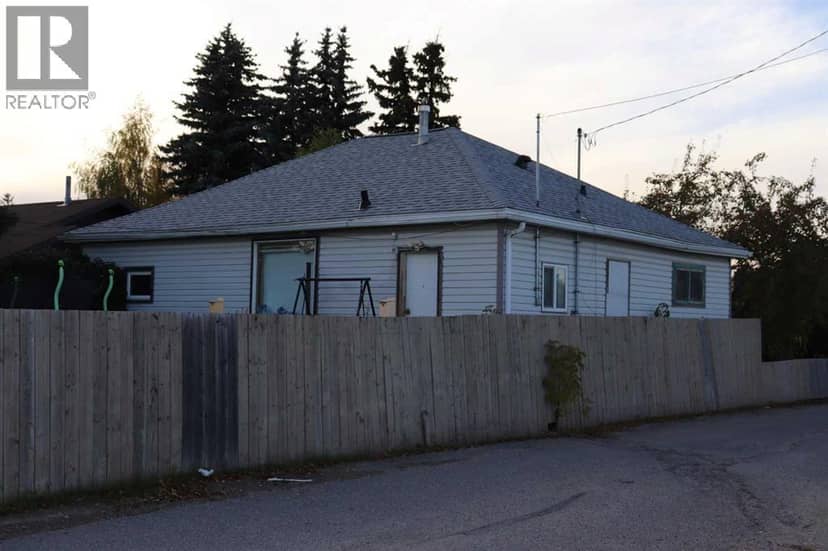 5015 6 Avenue, Edson, photo 2