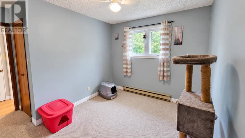 53 Kelliview Crescent — photo 14 of 38