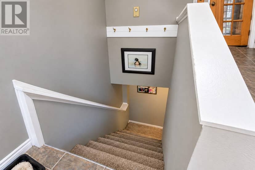 53 Kelliview Crescent — photo 19 of 38