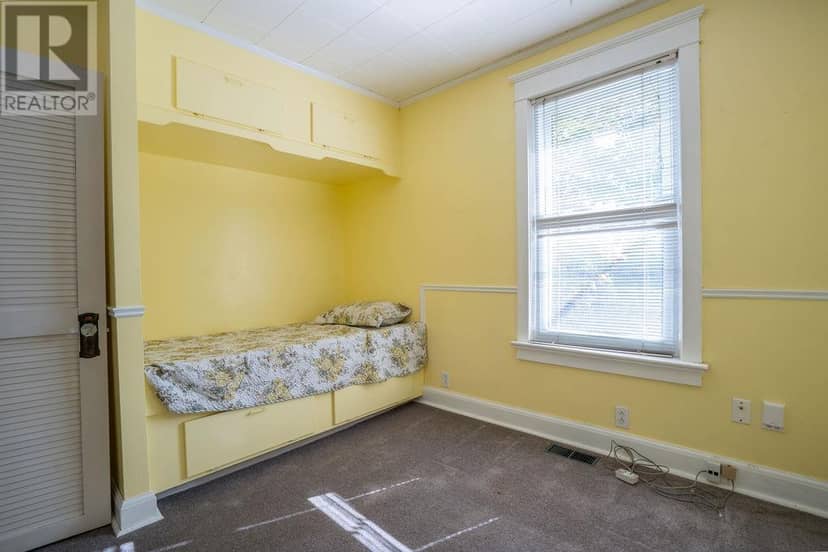 1411 Great Northern Road — photo 34 of 40