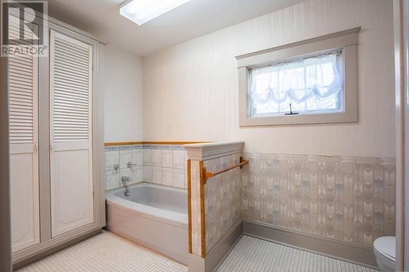 1411 Great Northern Road — photo 28 of 40