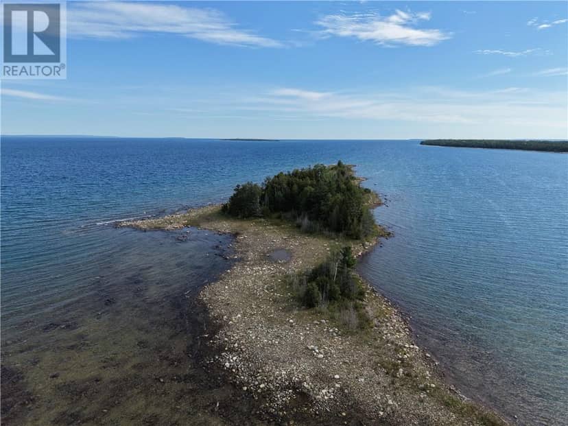 1 Little Island, Little Current, photo 3
