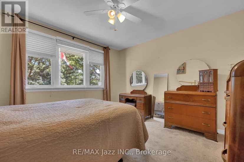 480 Murray Street — photo 17 of 40