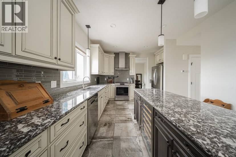 141 Beaverglen Close — photo 14 of 40