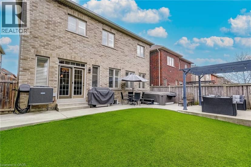23 MCKNIGHT Avenue — photo 33 of 40