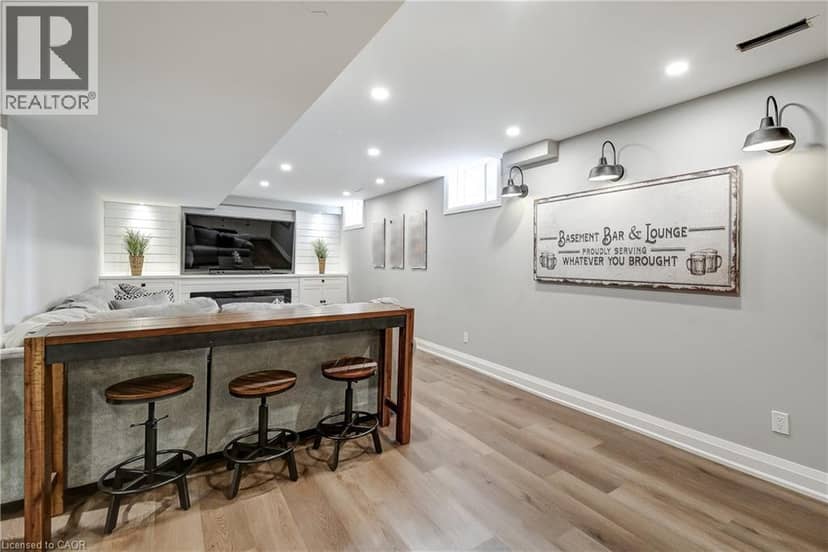 23 MCKNIGHT Avenue — photo 27 of 40