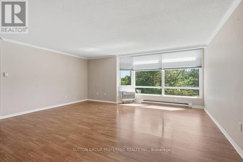 206 - 45 Pond Mills Road, London South, photo 6